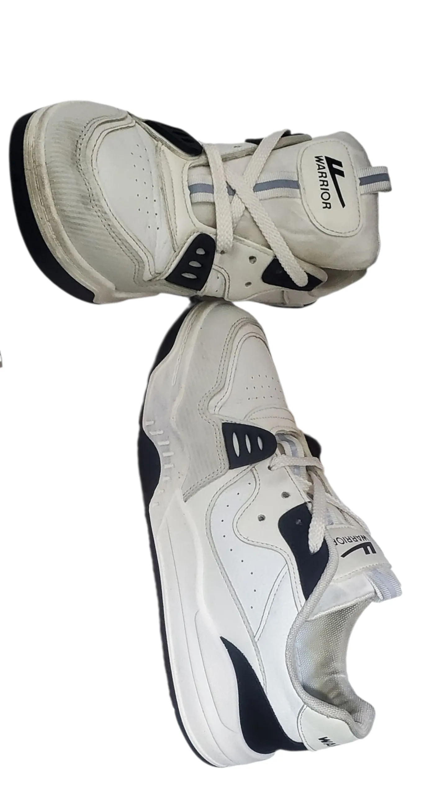 Second hand Shoes 