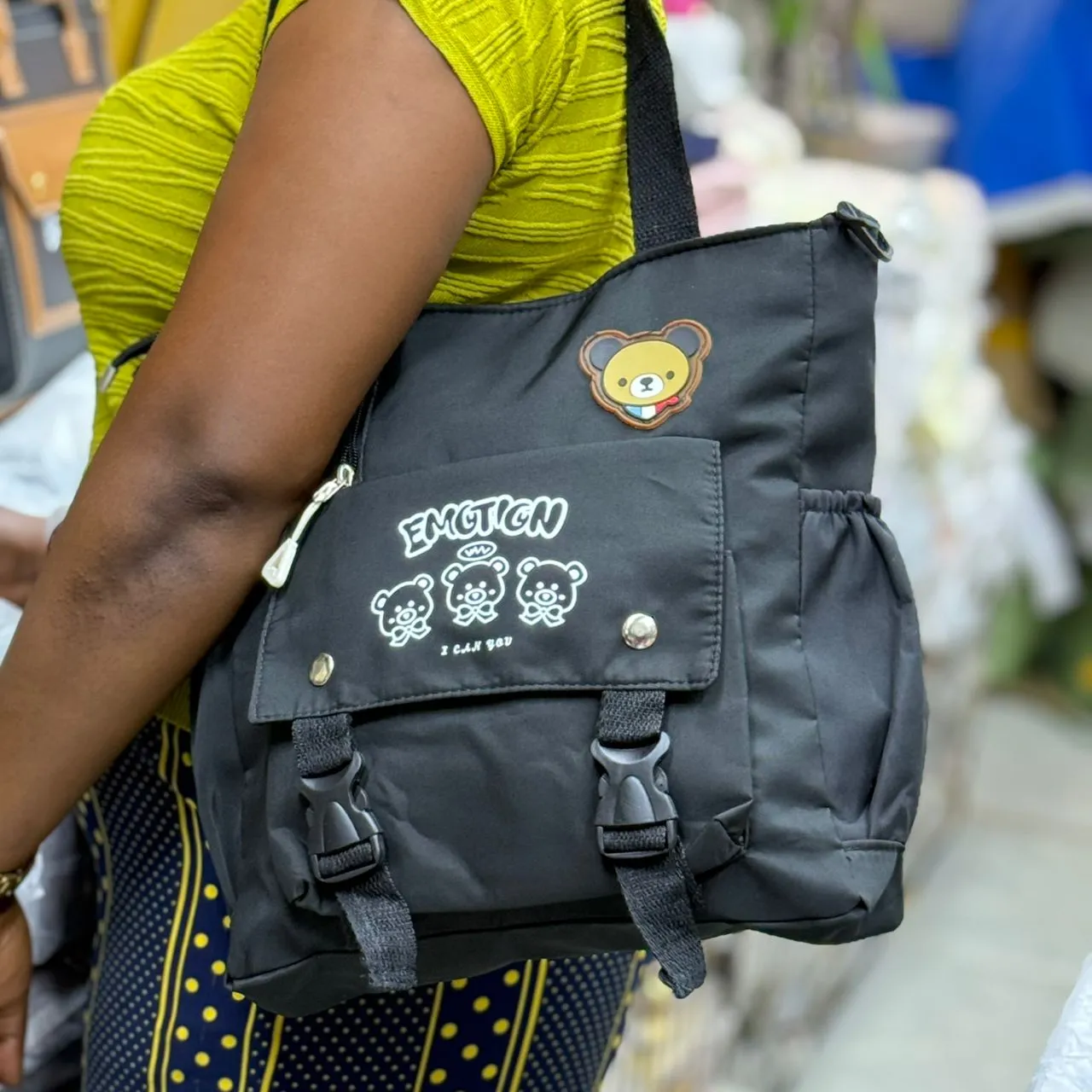 Jesca_ Carry_Bags